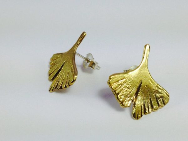 iongoviloba-pendientes-handmade-dorados bronce hecho a mano Barcelona local