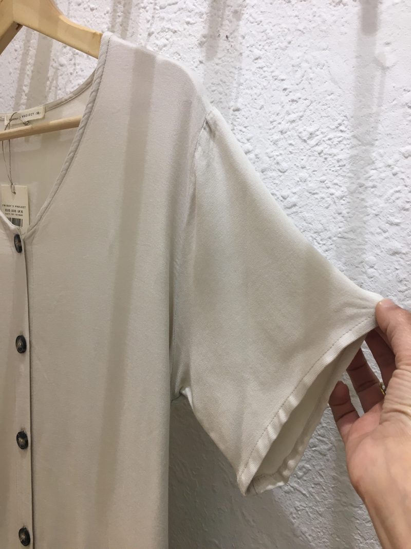Vestido gris botones y lazo - Imagen 4