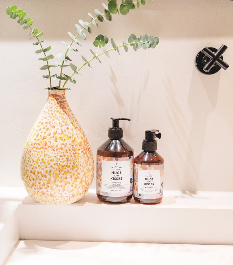 HAND SOAP - HUGS AND KISSES - Imagen 2