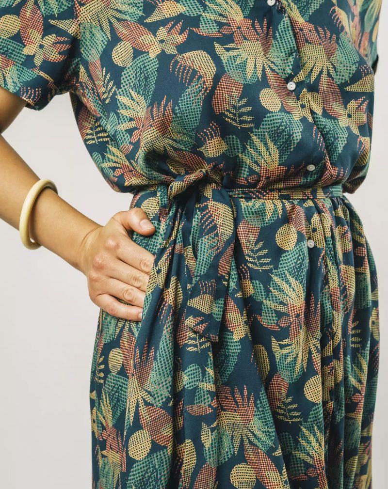 VESTIDO DE FLORES NAVY SOSTENIBLE - Imagen 5